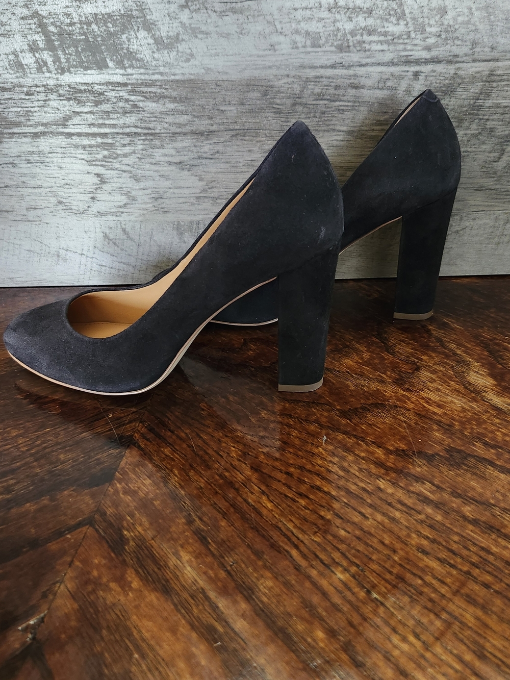 J. Crew Women's Black Suede Classic Pump. Sz 7.5 - Picture 4 of 8